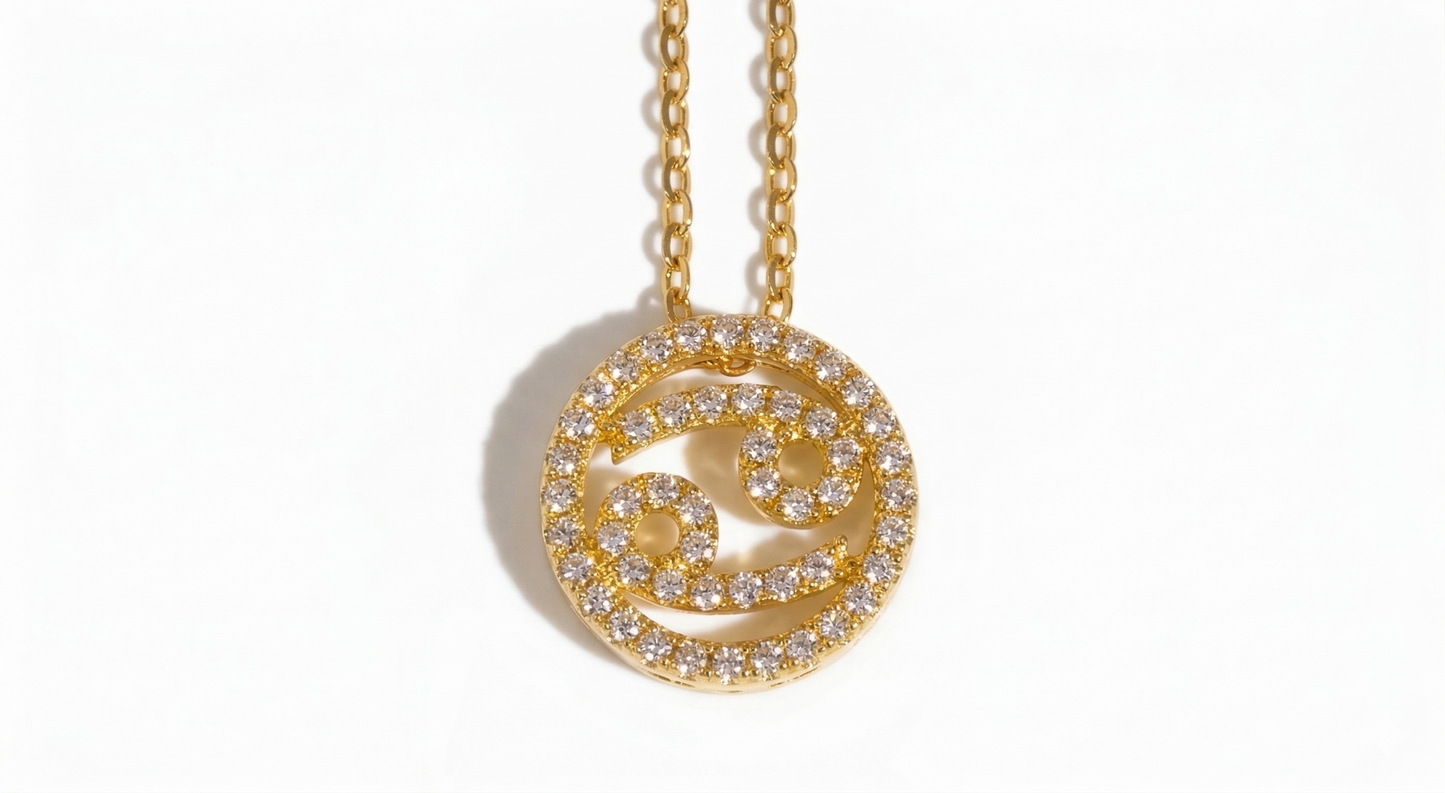 Cancer zodiac pendant in 18k gold vermeil with lab-grown moissanite center stone - Arvea Jewelry